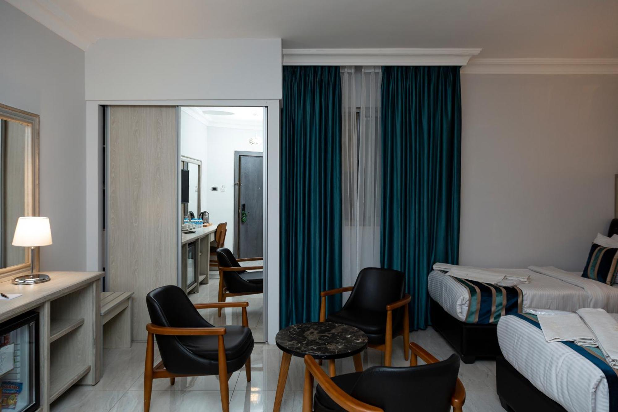 Nishan Hotel Amman Room photo